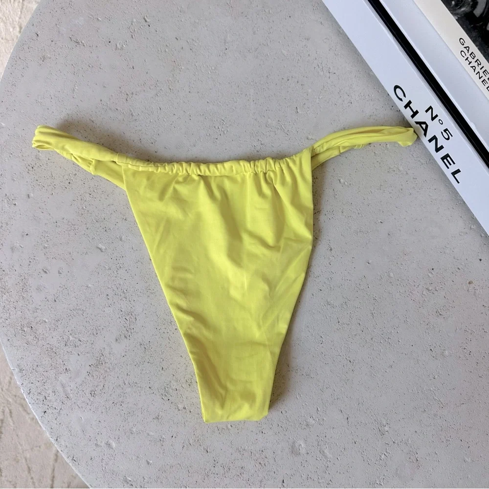 Frankie’s Bikinis “Gabe”‎ Bikini Bottom in Lemonade XS